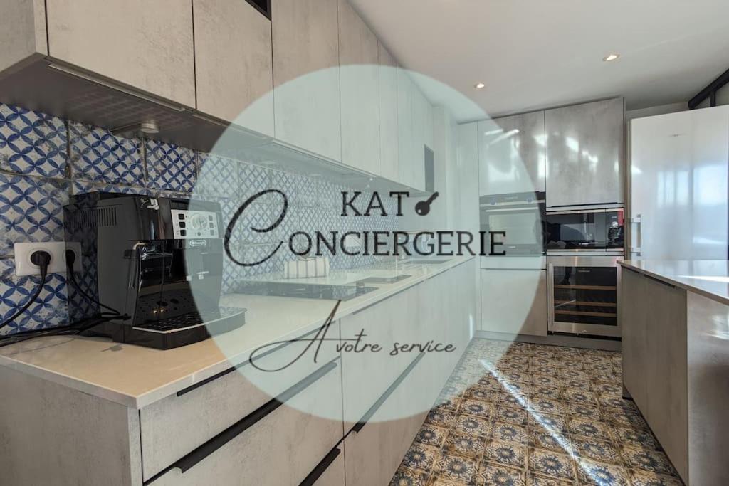 Le 828 : Appartement En Plein Centre De Vannes Exterior foto